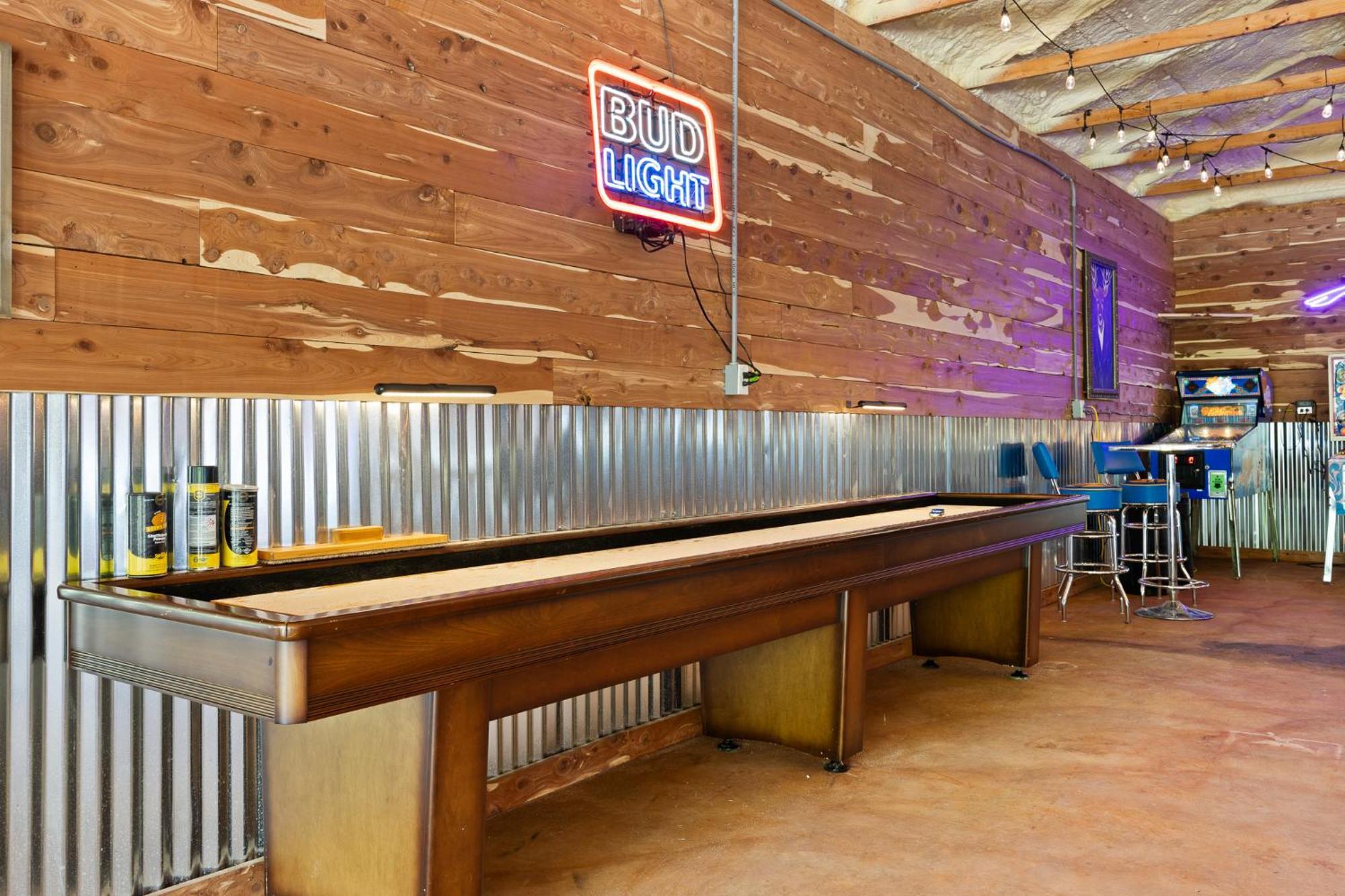 Roadrunner Inn And Log Cabins يوريكا سبرينغز المظهر الخارجي الصورة